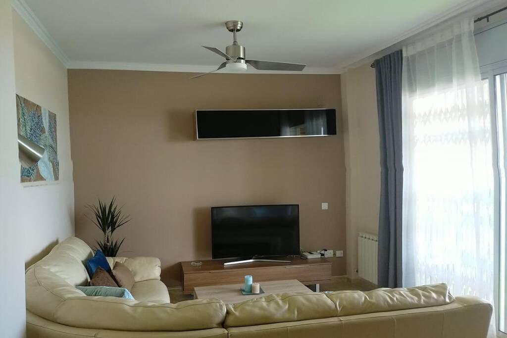 Apartamento Para 5 Personas Frente Al Mar Con Piscina Y Parking Cubelles Zewnętrze zdjęcie