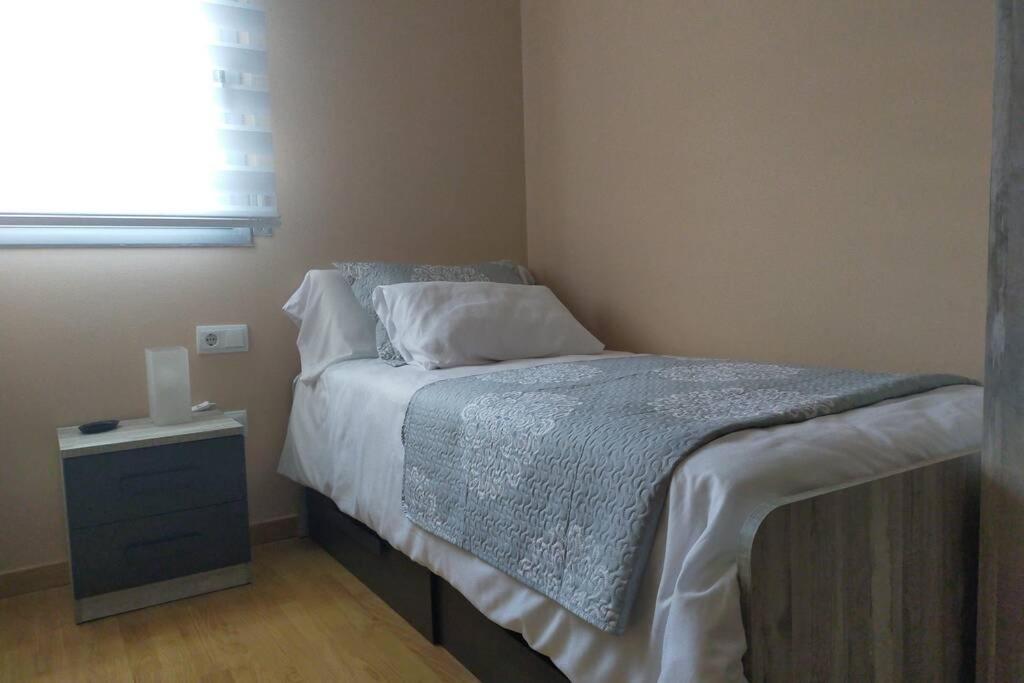 Apartamento Para 5 Personas Frente Al Mar Con Piscina Y Parking Cubelles Zewnętrze zdjęcie