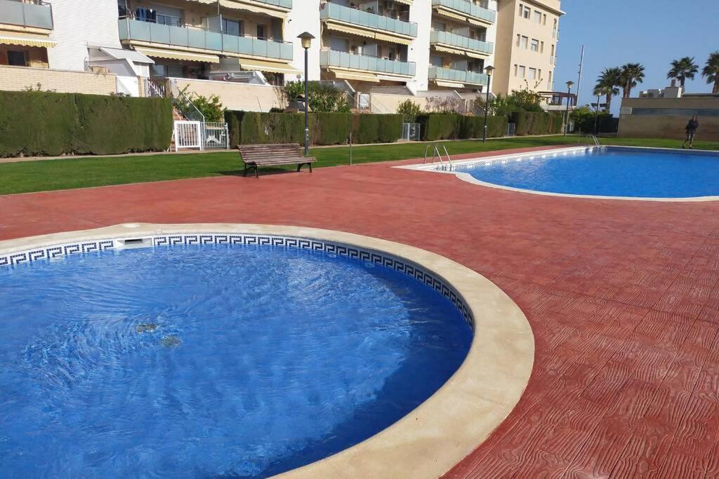 Apartamento Para 5 Personas Frente Al Mar Con Piscina Y Parking Cubelles Zewnętrze zdjęcie