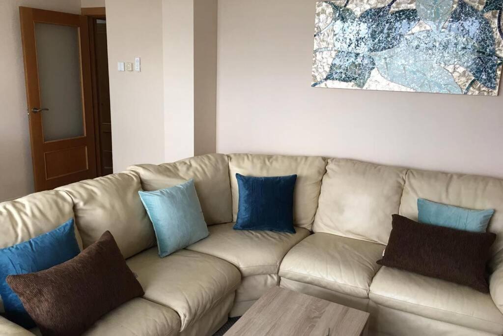 Apartamento Para 5 Personas Frente Al Mar Con Piscina Y Parking Cubelles Zewnętrze zdjęcie