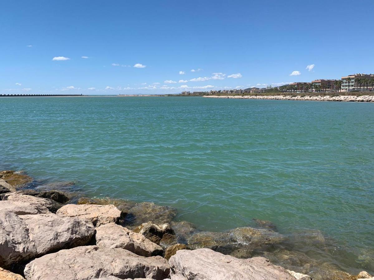 Apartamento Para 5 Personas Frente Al Mar Con Piscina Y Parking Cubelles Zewnętrze zdjęcie